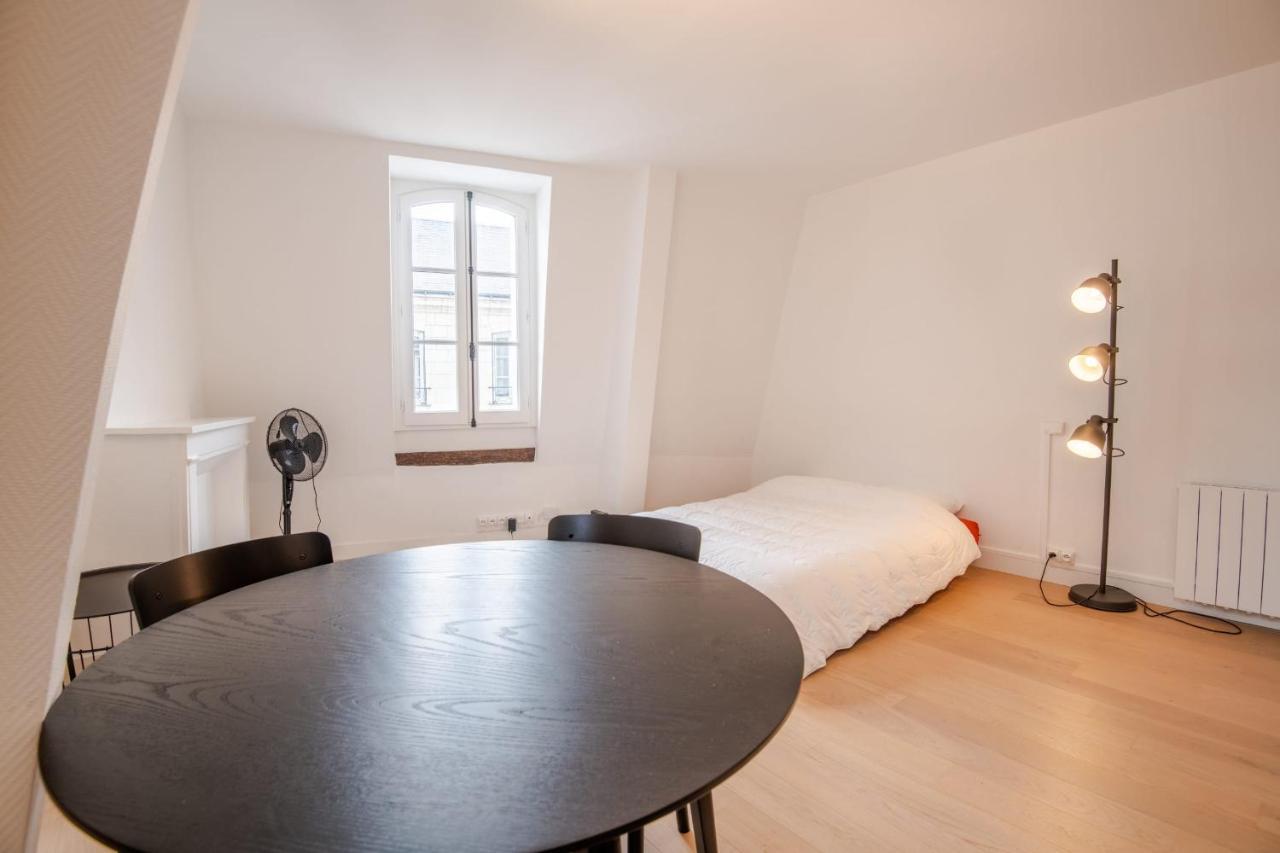 Ferienwohnung Recent Studio A Deux Pas Du Vieux Tours Exterior foto